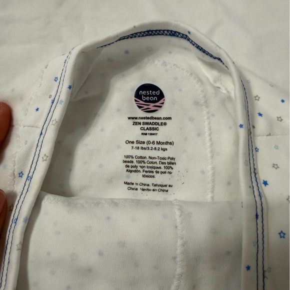 Nested Bean White and Blue Swaddle, 0-6 months - Picture 3 of 4
